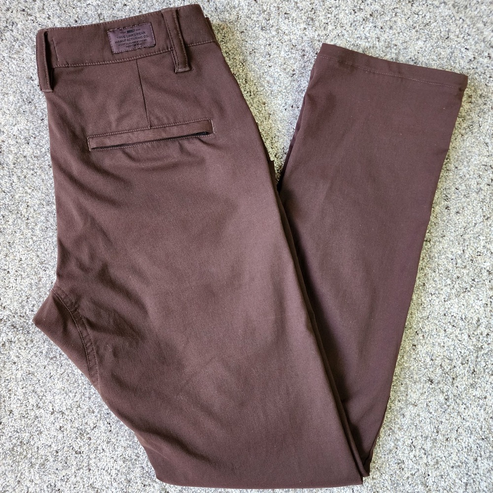 True Linkswear All Day Chino Mens 30x32 Slim Straight Performance Brown EUC